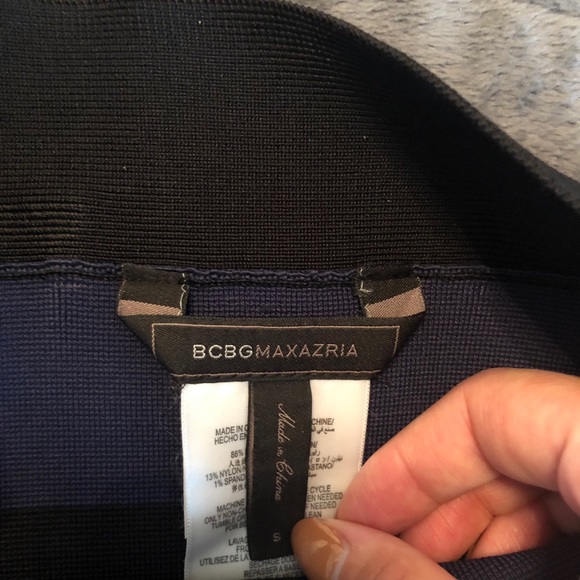 BCBG BANDAGE SKIRT - Picture 4 of 4